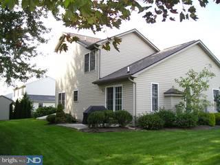 215 Mill Spring Road Womelsdorf, PA 19567 - Photo 3 of 4 Gallery Image 3