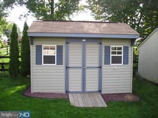 215 Mill Spring Road Womelsdorf, PA 19567 - Photo 4 of 4 Gallery Image 4