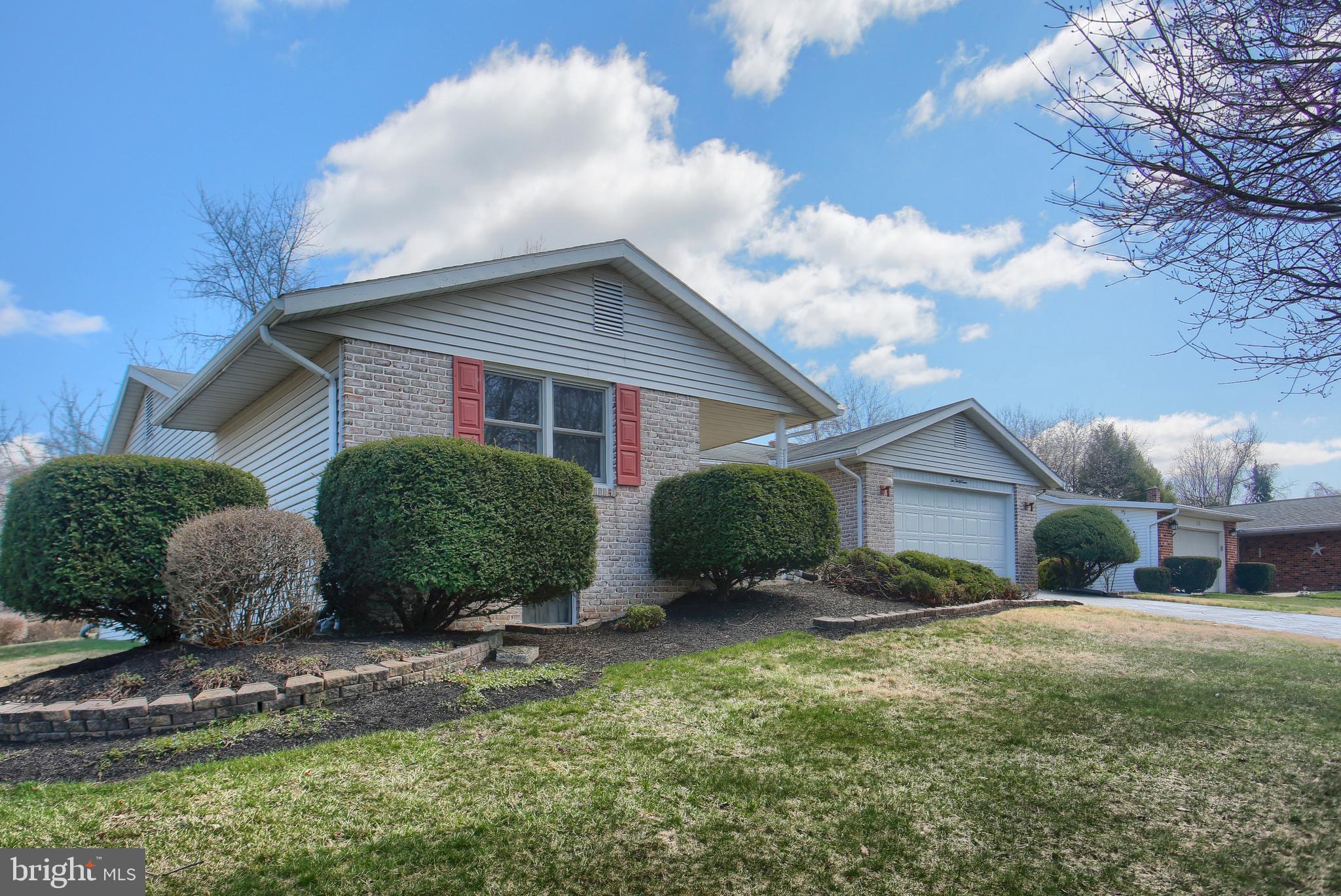 237 Deerfield Road Camp Hill, PA 17011 - Photo 3 of 39 Gallery Image 3