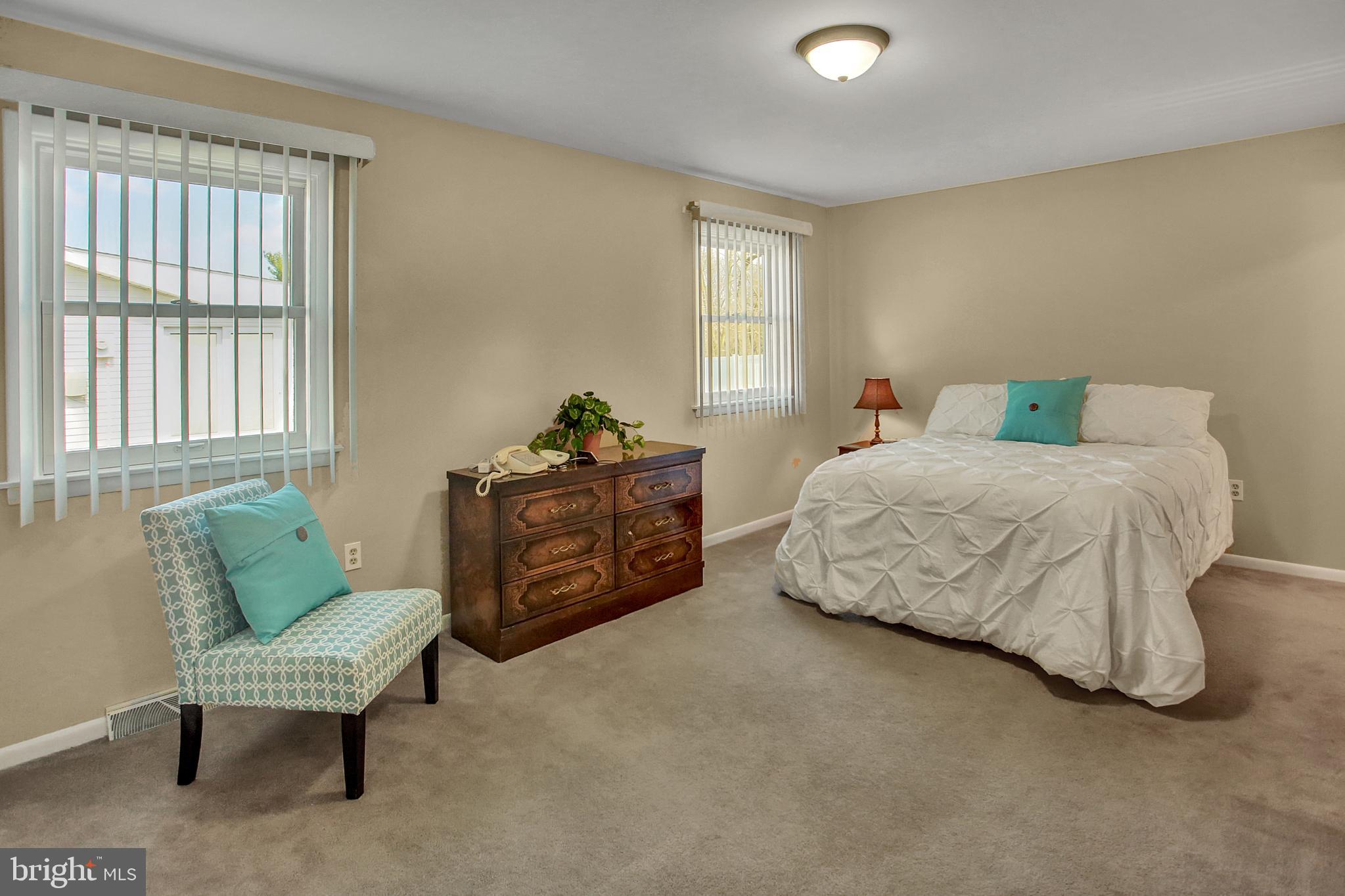 237 Deerfield Road Camp Hill, PA 17011 - Photo 25 of 39 Walking closets are accessible from both rooms.