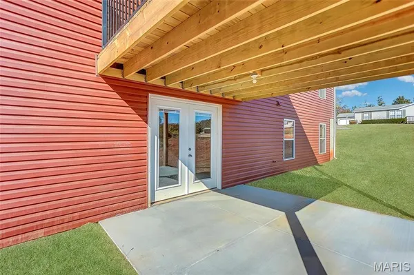 $325,000 | 9404 Plateau Drive, Bonne Terre, MO 63628