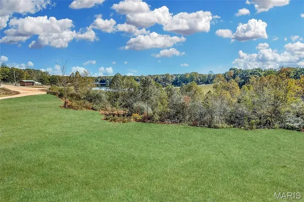 $325,000 | 9404 Plateau Drive, Bonne Terre, MO 63628