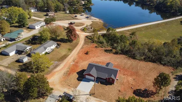 $325,000 | 9404 Plateau Drive, Bonne Terre, MO 63628