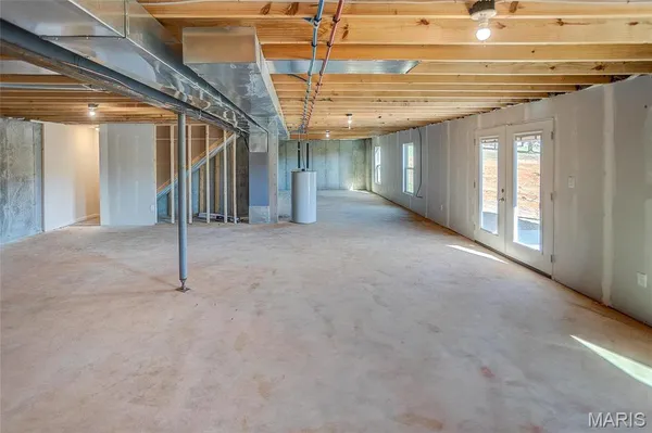 $325,000 | 9404 Plateau Drive, Bonne Terre, MO 63628