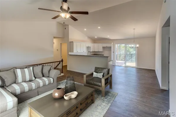 $325,000 | 9404 Plateau Drive, Bonne Terre, MO 63628