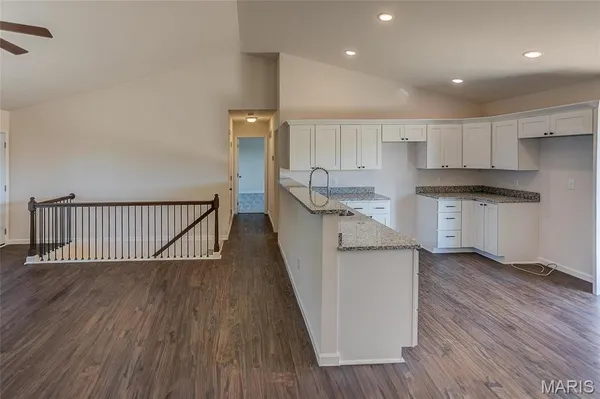 $325,000 | 9404 Plateau Drive, Bonne Terre, MO 63628