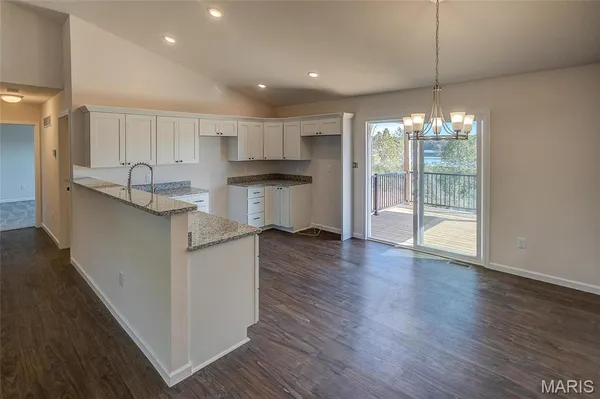 $325,000 | 9404 Plateau Drive, Bonne Terre, MO 63628