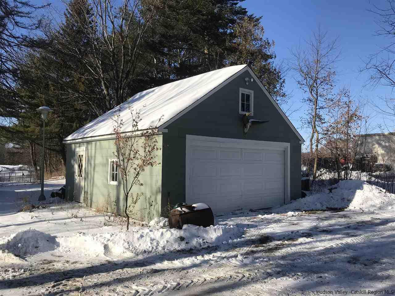 813 Plains Road Wallkill, NY 12589 - Photo 4 of 29 Photo 4