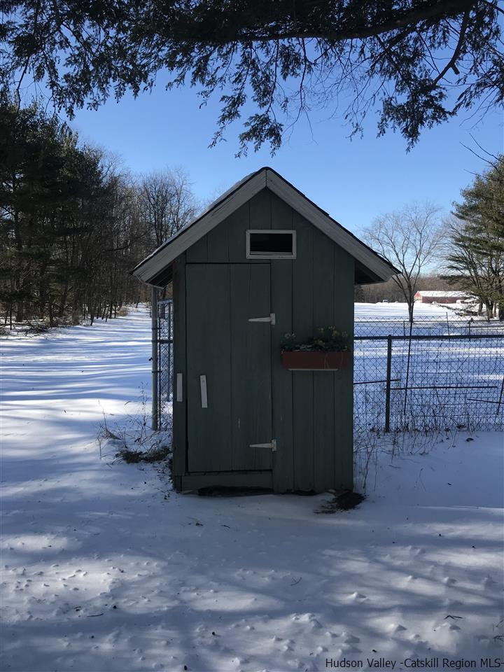 813 Plains Road Wallkill, NY 12589 - Photo 5 of 29 Photo 5