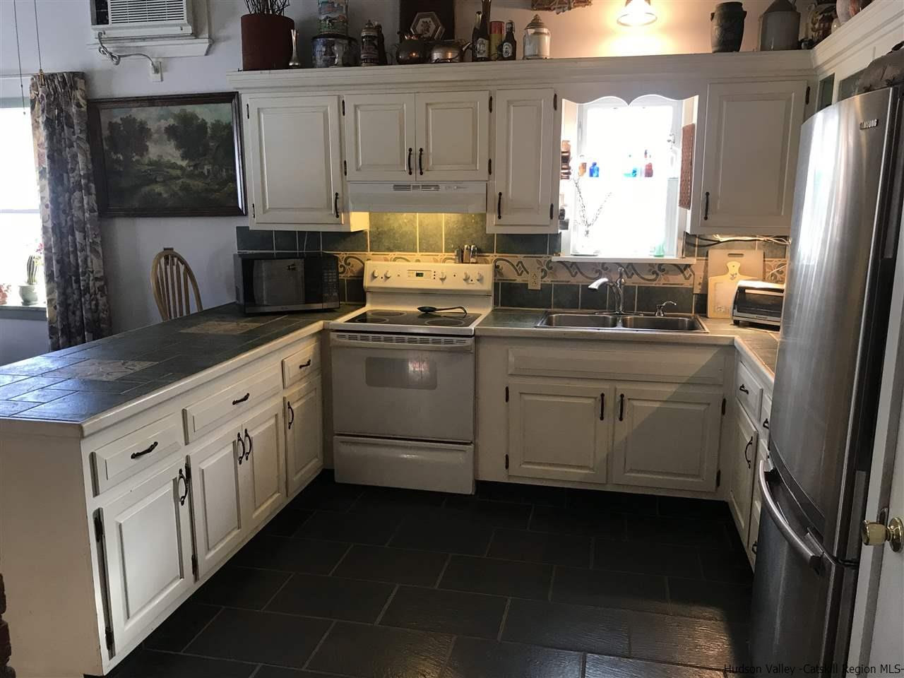 813 Plains Road Wallkill, NY 12589 - Photo 10 of 29 Photo 10