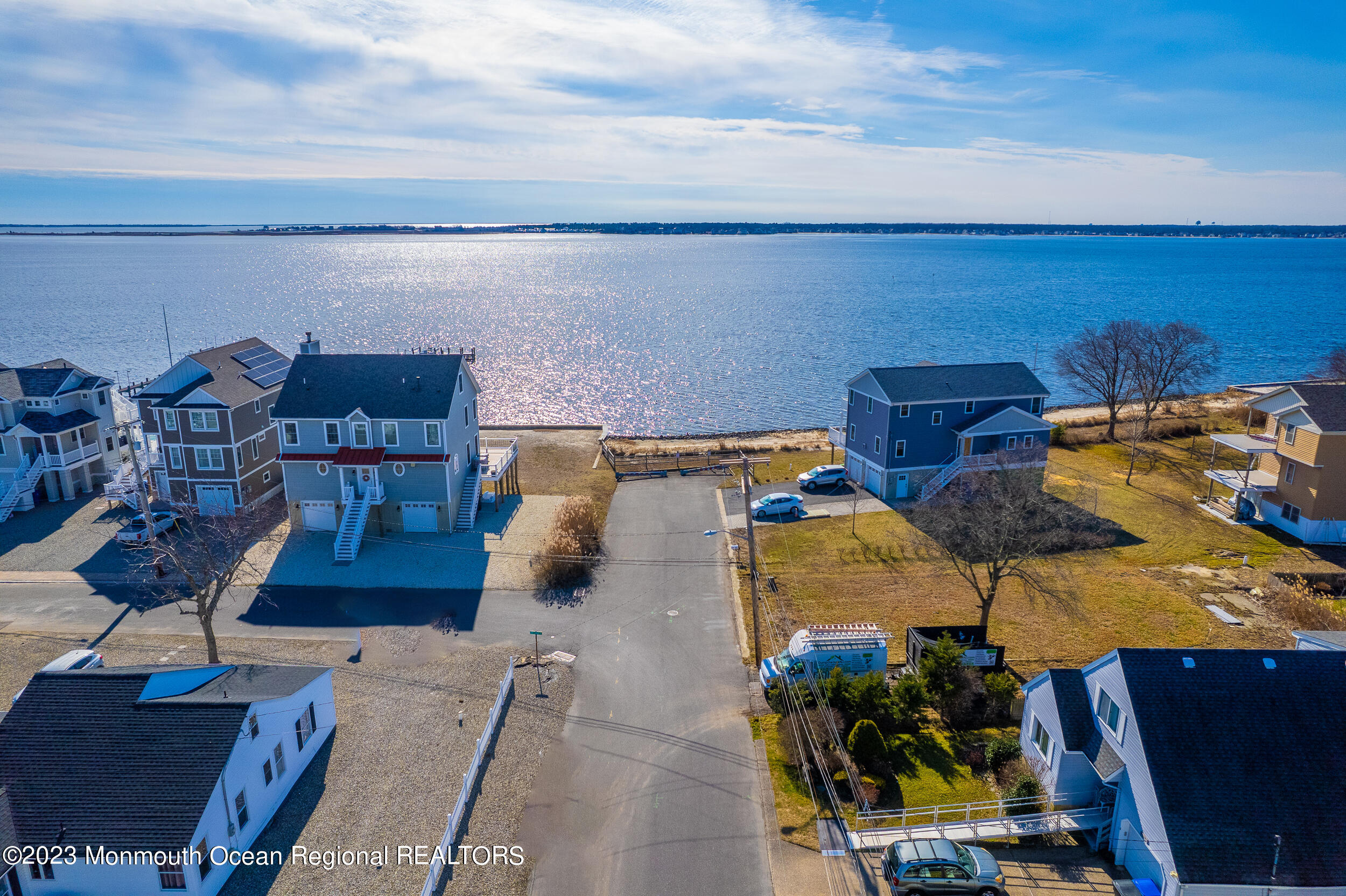 142 Gary Road Toms River, NJ 08753 - Photo 16 of 37 Front 10b