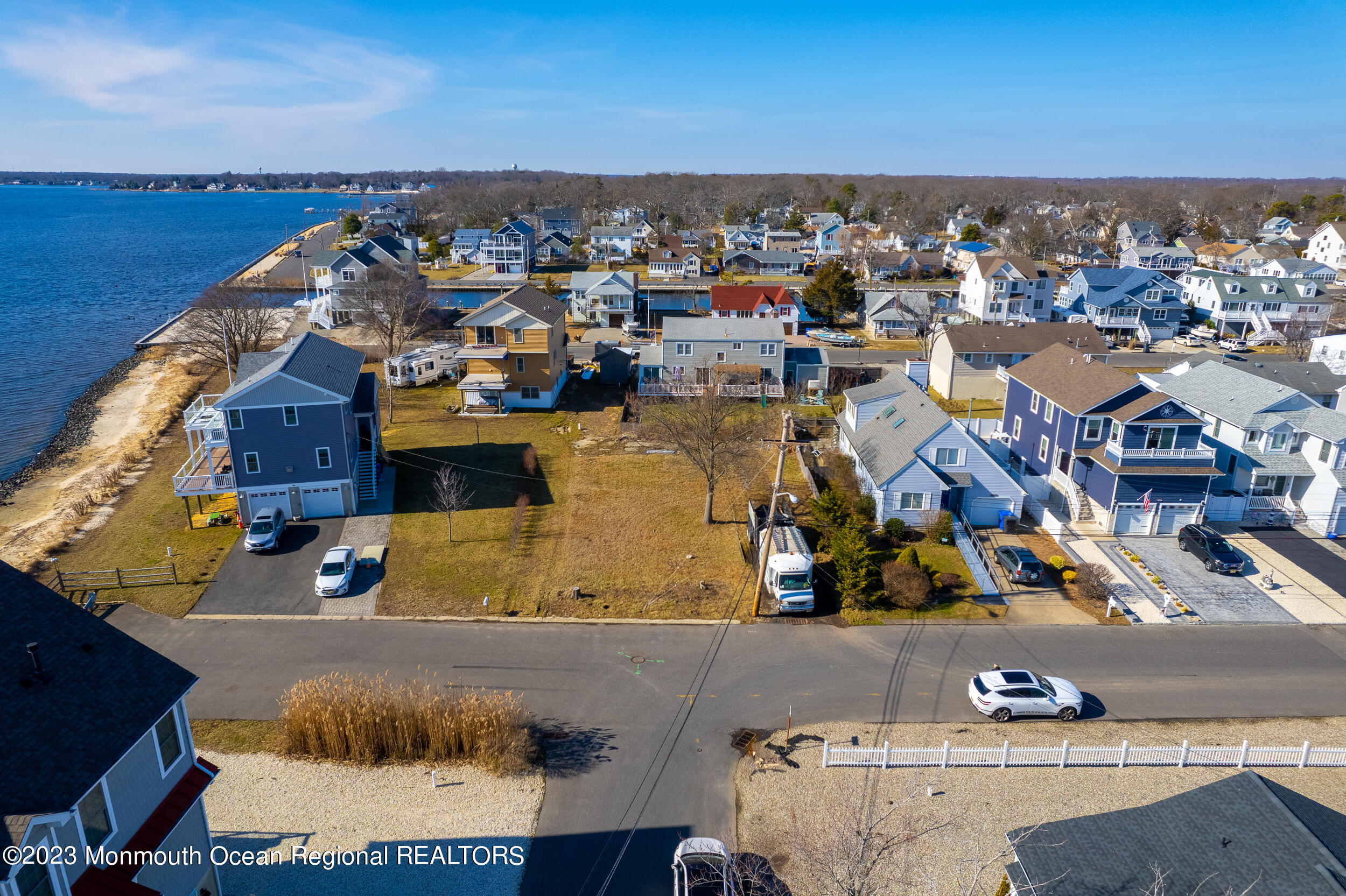 142 Gary Road Toms River, NJ 08753 - Photo 19 of 37 Front 8b