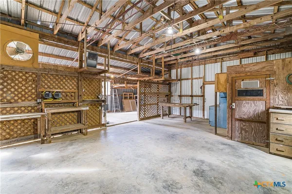 $499,000 | 2896 Live Oak Road, Cuero, TX 77954