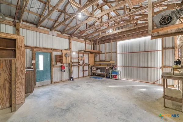 $499,000 | 2896 Live Oak Road, Cuero, TX 77954