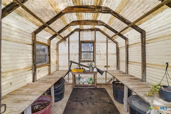 $499,000 | 2896 Live Oak Road, Cuero, TX 77954