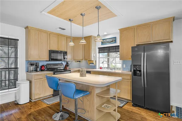 $499,000 | 2896 Live Oak Road, Cuero, TX 77954