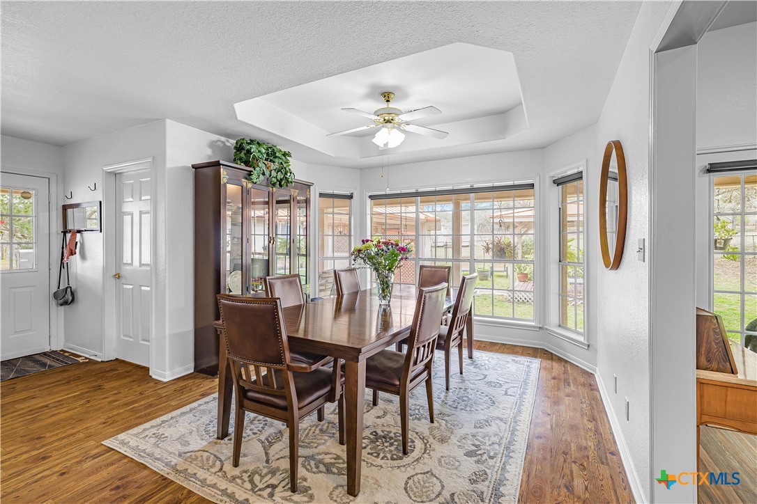 2896 Live Oak Road Cuero, TX 77954 - Photo 22 of 41 Dinning