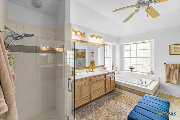 $499,000 | 2896 Live Oak Road, Cuero, TX 77954