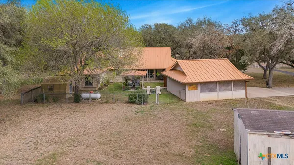 $499,000 | 2896 Live Oak Road, Cuero, TX 77954