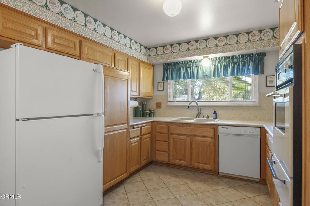 2040 Olga Street Oxnard, CA 93036 - Photo 14 of 48 15-web-or-mls-SeaoroStudios-2040Olga060