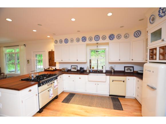 583 Little River Farm Road Stowe, VT 05672 - Photo 4 of 23 Gallery Image 4