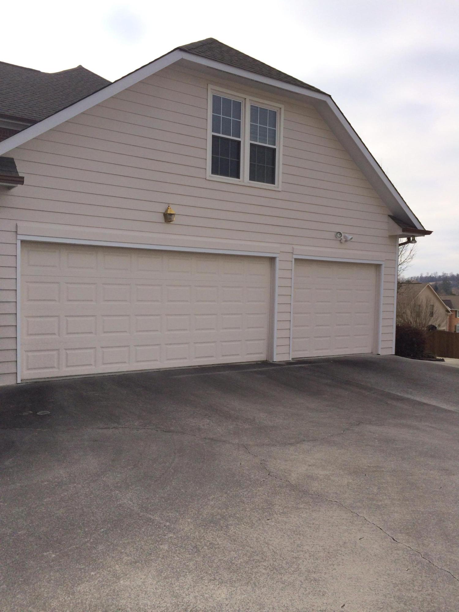 8013 Schroeder Road Powell, TN 37849 - Photo 24 of 24 Garage