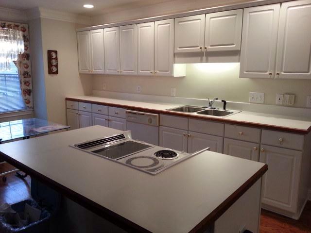 8013 Schroeder Road Powell, TN 37849 - Photo 5 of 24 Kitchen