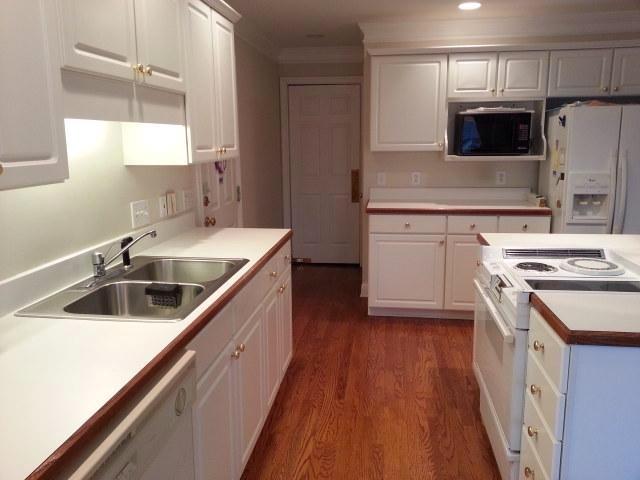 8013 Schroeder Road Powell, TN 37849 - Photo 6 of 24 Kitchen