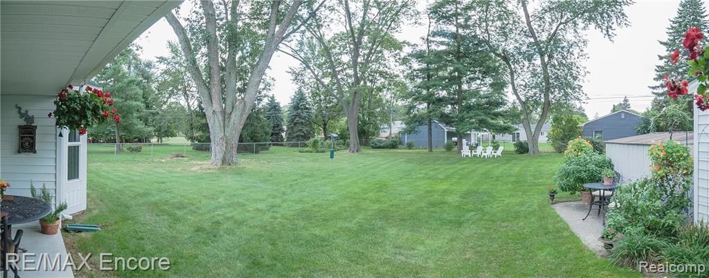 1082 Avon Manor Road Rochester Hills, MI 48307 - Photo 40 of 40