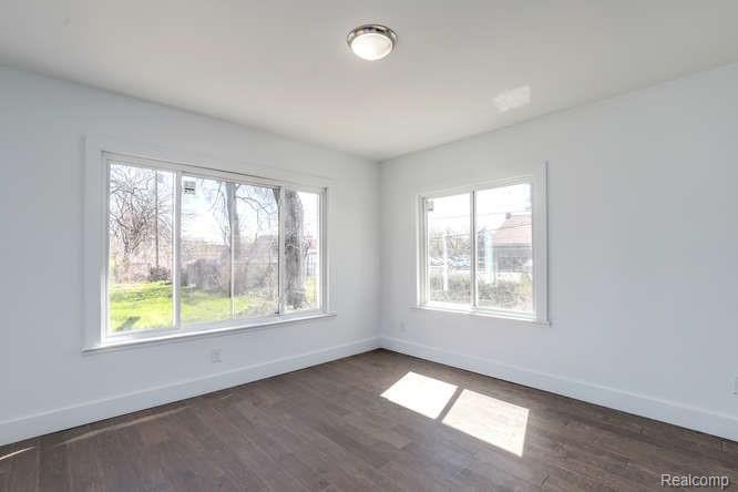 2144 Fischer Street Detroit, MI 48214 - Photo 10 of 25