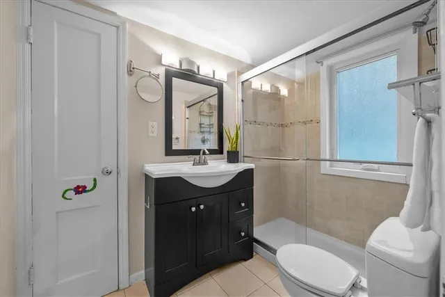 $475,000 | 4621 West 71st Street, Prairie Village, KS 66208