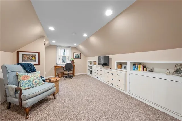 $475,000 | 4621 West 71st Street, Prairie Village, KS 66208