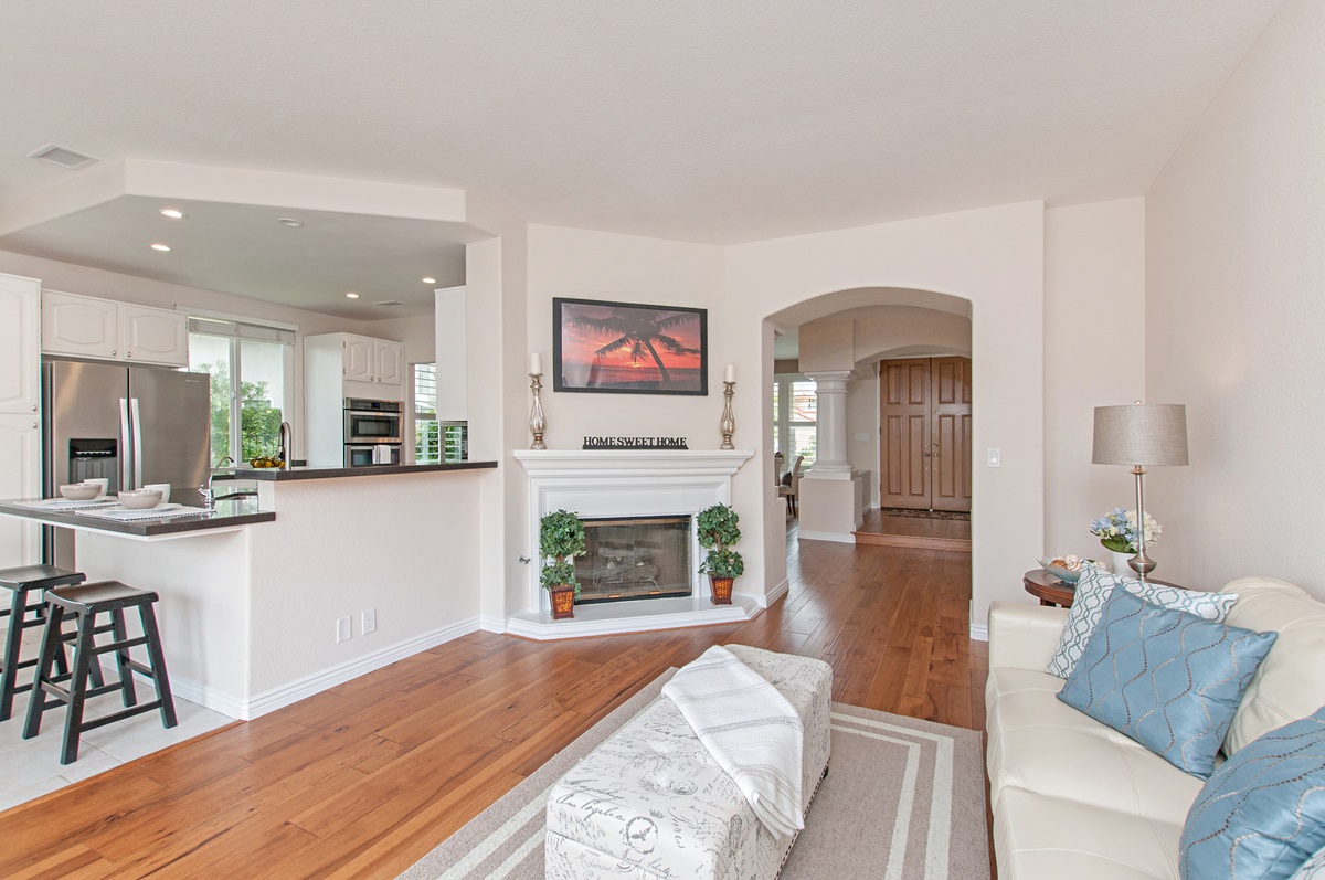 4716 Sunburst Road Carlsbad, CA 92008 - Photo 5 of 25 Gallery Image 5