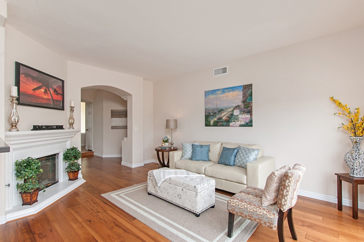 4716 Sunburst Road Carlsbad, CA 92008 - Photo 7 of 25 Gallery Image 7