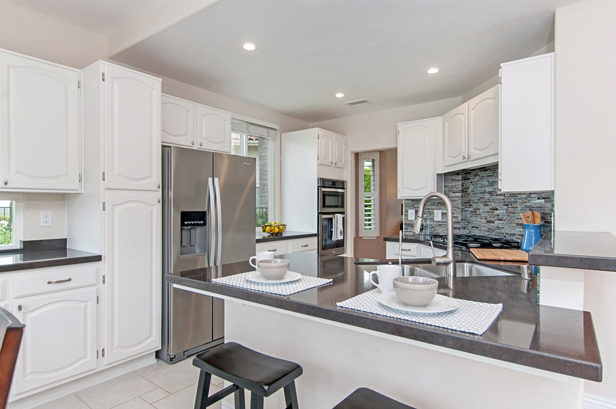 4716 Sunburst Road Carlsbad, CA 92008 - Photo 10 of 25 Gallery Image 10