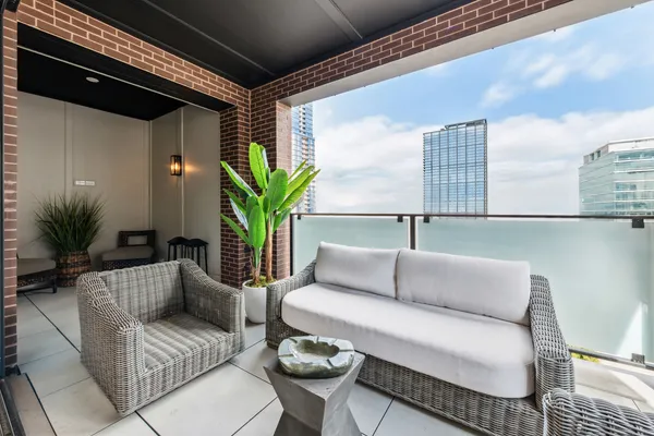 $2,250,000 | 116 North Willard Court, Unit 301, Chicago, IL 60607