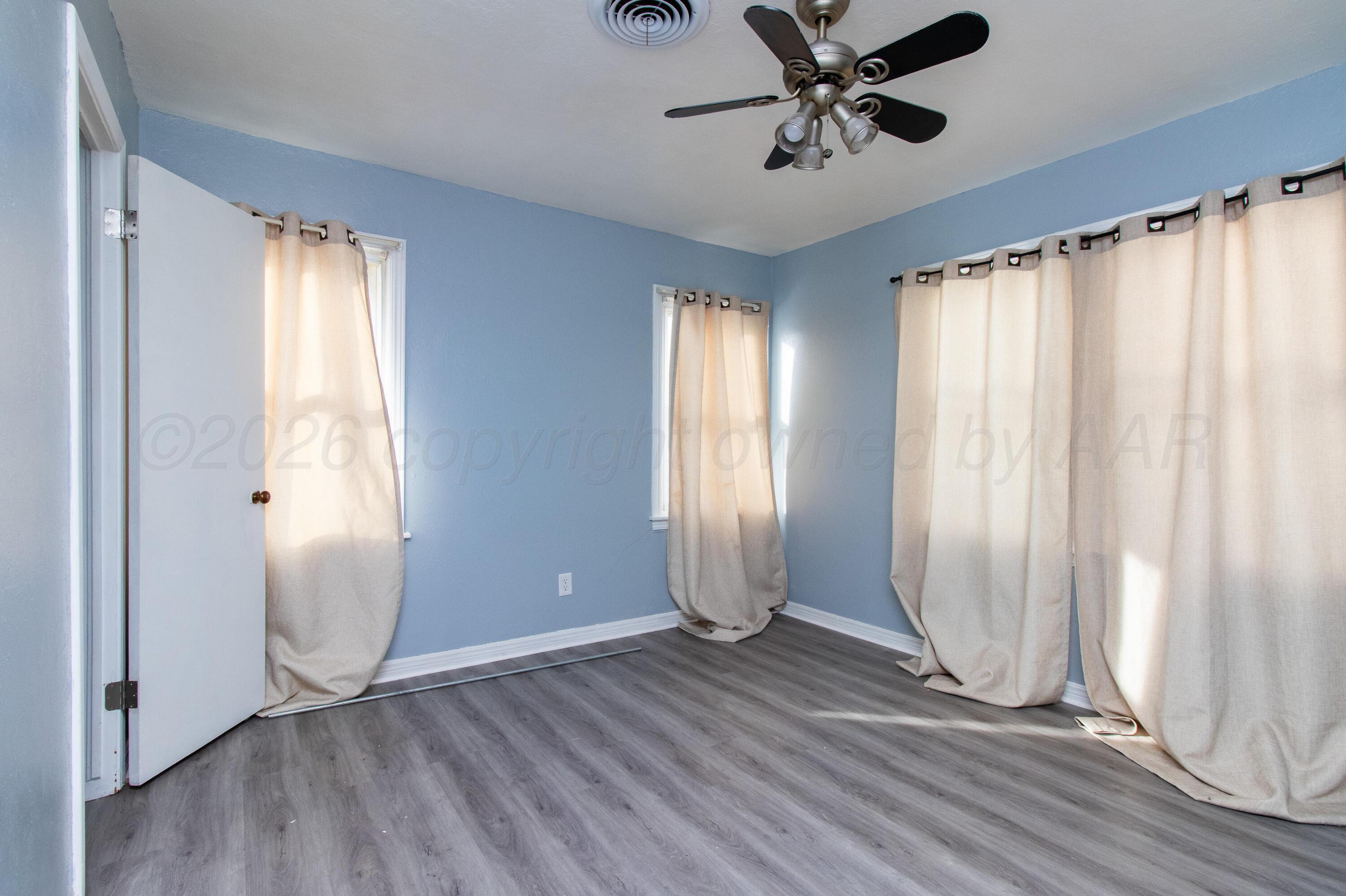 4007 Parker Street Amarillo, TX 79110 - Photo 12 of 27 014