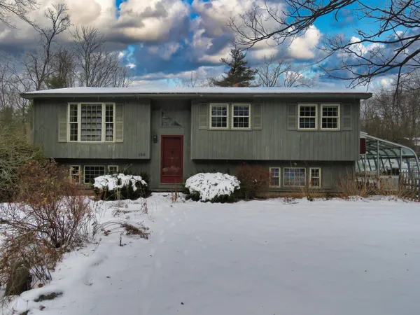 $550,000 | 103 Bypass 28, Derry, NH 03038