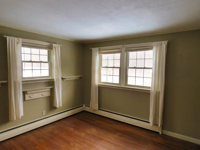 $575,000 | 103 Bypass 28, Derry, NH 03038