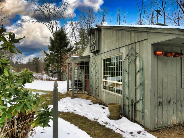 $575,000 | 103 Bypass 28, Derry, NH 03038