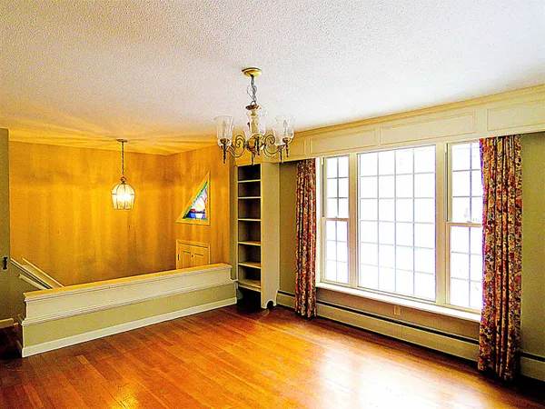$550,000 | 103 Bypass 28, Derry, NH 03038