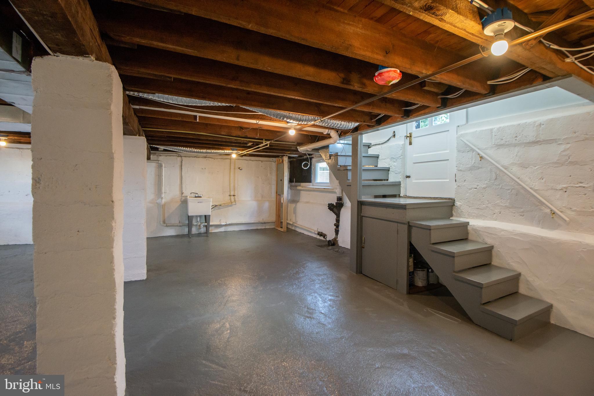 3323 Rueckert Avenue Baltimore, MD 21214 - Photo 19 of 27 Spacious LL that exits to side yard