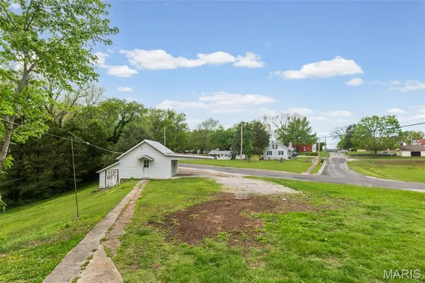 $120,000 | 902 Spring Street, Evansville, IL 62242