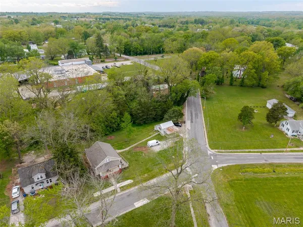 $120,000 | 902 Spring Street, Evansville, IL 62242