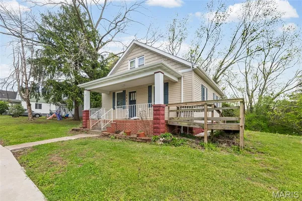 $120,000 | 902 Spring Street, Evansville, IL 62242