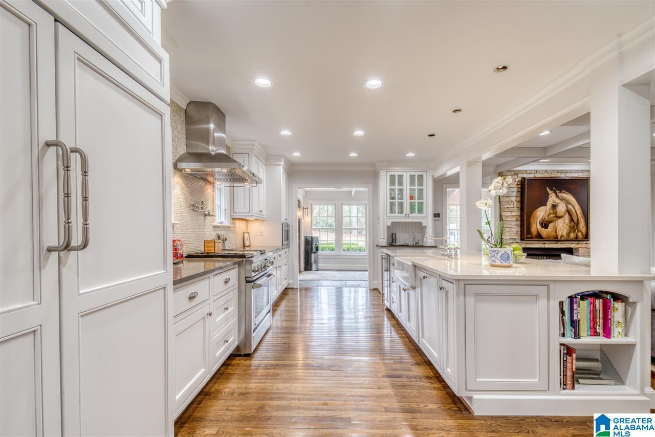 2729 Wynward Road Birmingham, AL 35243 - Photo 13 of 50