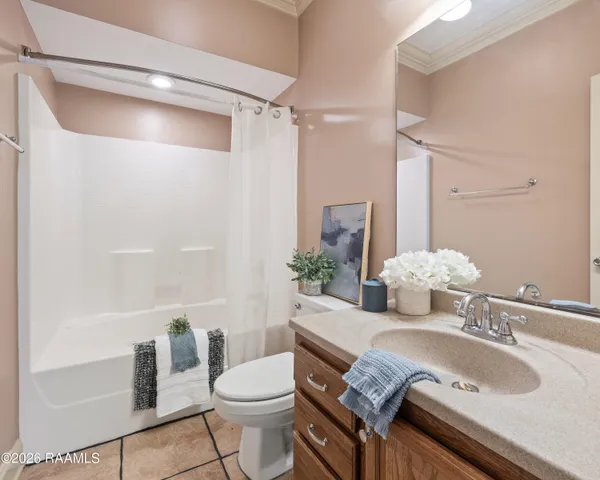 $195,000 | 805 West Monroe Street, Broussard, LA 70518