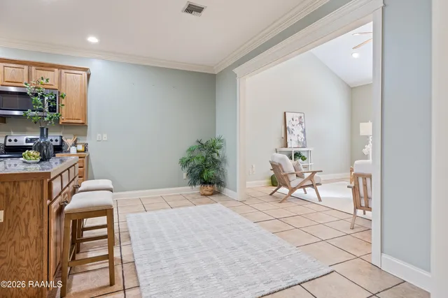 $195,000 | 805 West Monroe Street, Broussard, LA 70518