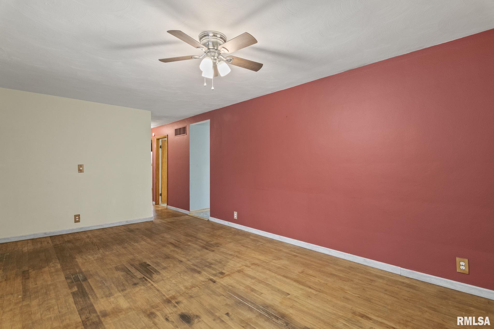 2012 Randall Court Springfield, IL 62703 - Photo 6 of 30