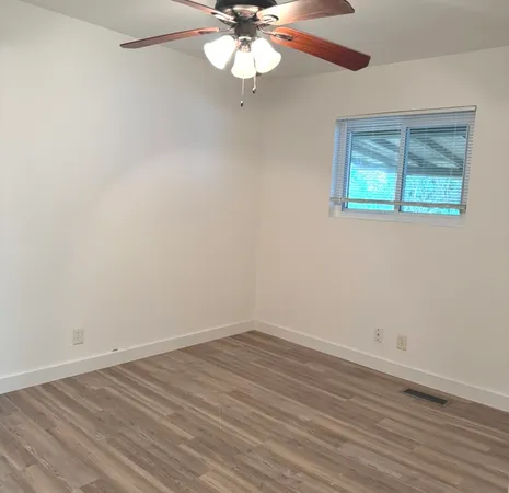 $361,000 | 533 Redwood Road, Bolingbrook, IL 60440